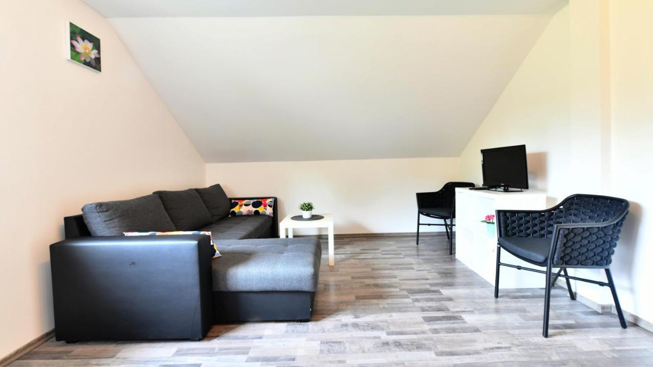 Apartman Mate Rakovica Exterior foto