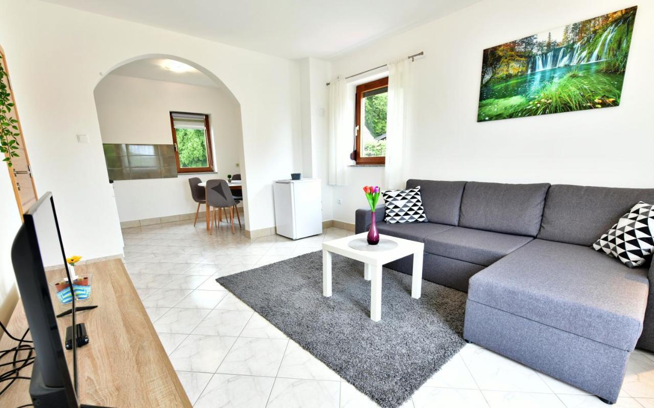 Apartman Mate Rakovica Exterior foto