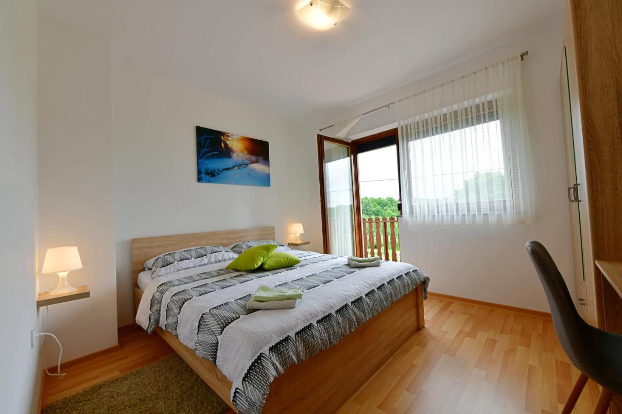 Apartman Mate Rakovica Exterior foto