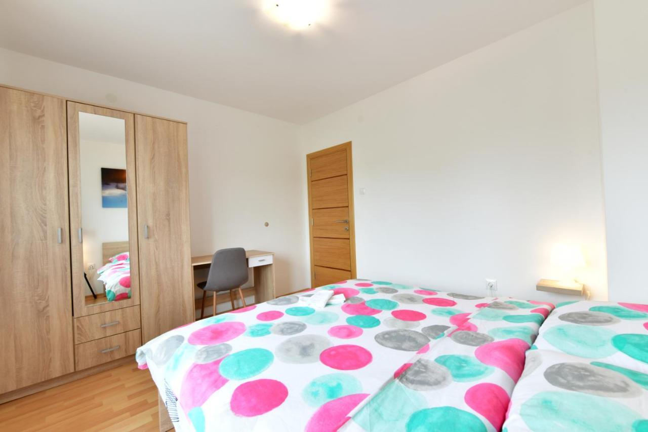 Apartman Mate Rakovica Exterior foto