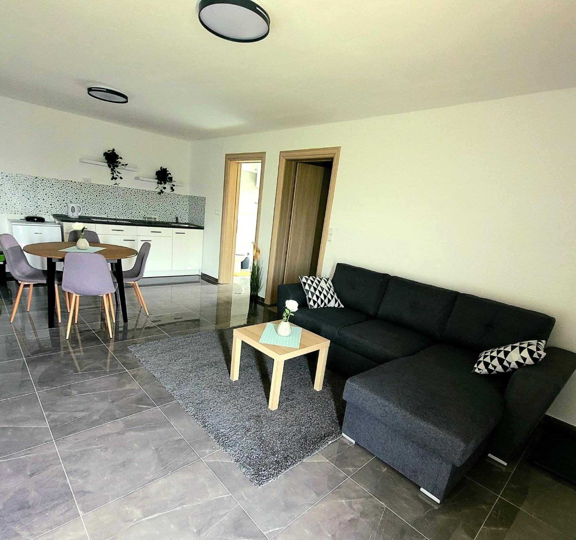Apartman Mate Rakovica Exterior foto